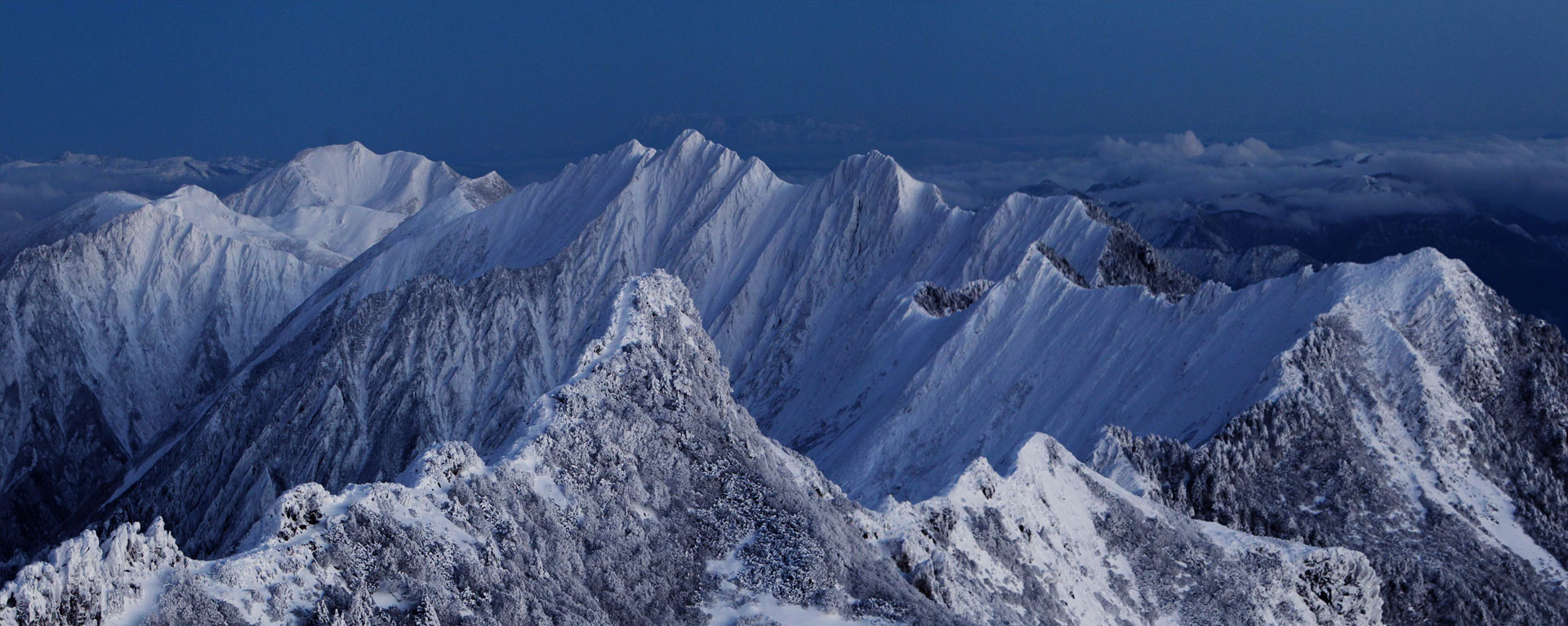 清廉华量丨苍山雪